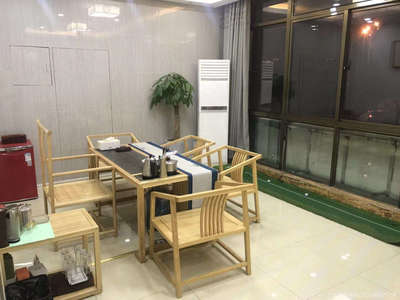 華璽房地產(chǎn)經(jīng)紀(jì) 專(zhuān)業(yè)與信賴(lài)，構(gòu)筑理想家園的橋梁